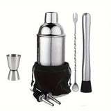 Kit cocktail 7 pièces avec shaker, accessoires de bar et housse de rangement sur fond blanc